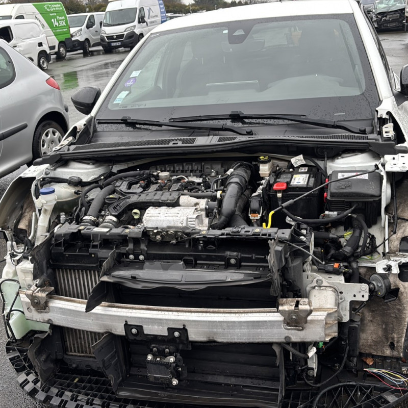PEUGEOT 208 2 PHASE 1 1.2 PURETECH - 12V TURBO Photo n°16