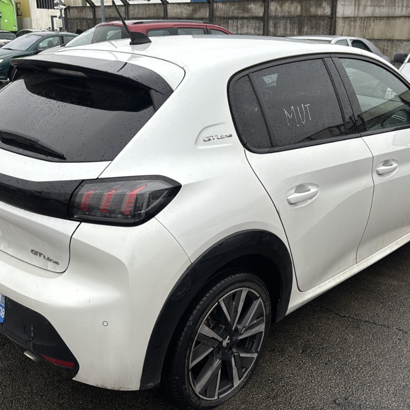 PEUGEOT 208 2 PHASE 1 1.2 PURETECH - 12V TURBO Photo n°19