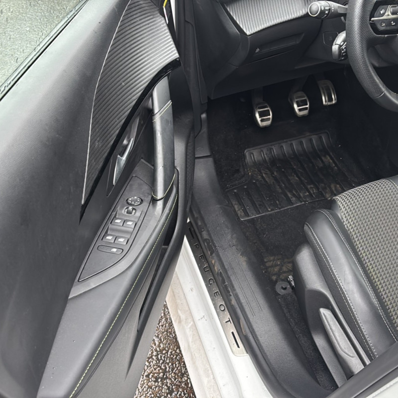 PEUGEOT 208 2 PHASE 1 1.2 PURETECH - 12V TURBO Photo n°23