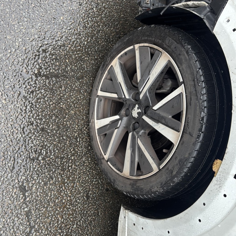 PEUGEOT 208 2 PHASE 1 1.2 PURETECH - 12V TURBO Photo n°37