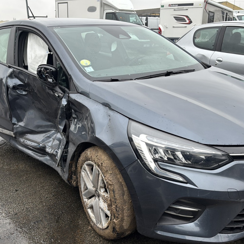 RENAULT CLIO 5 PHASE 1 1.5 BLUE DCI - 8V TURBO Photo n°14