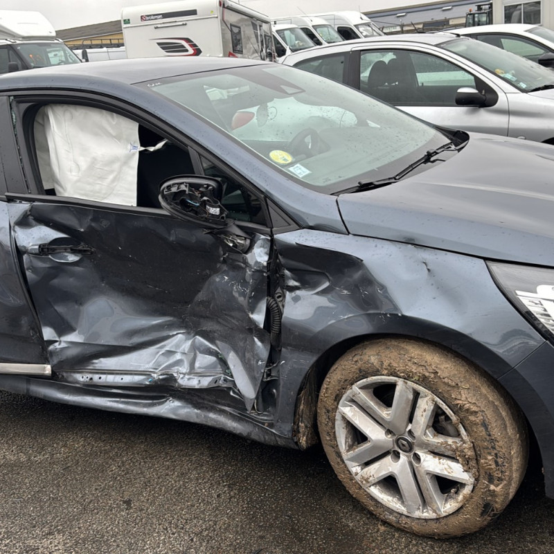 RENAULT CLIO 5 PHASE 1 1.5 BLUE DCI - 8V TURBO Photo n°15