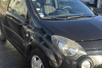 RENAULT TWINGO 2 PHASE 2 1.2i - 16V