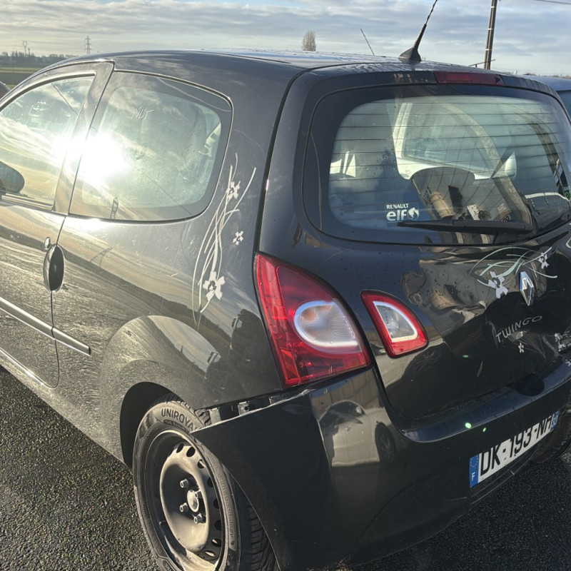 RENAULT TWINGO 2 PHASE 2 1.2i - 16V Photo n°7