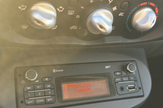 RENAULT TWINGO 2 PHASE 2 1.2i - 16V