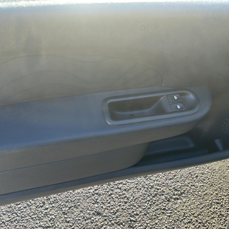 RENAULT TWINGO 2 PHASE 2 1.2i - 16V Photo n°22