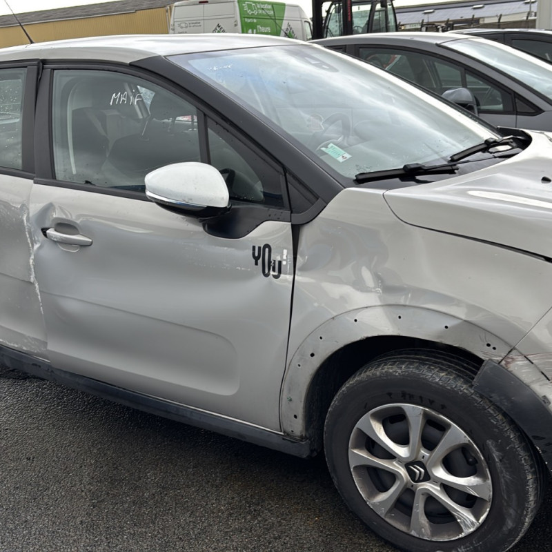 CITROEN C3 3 PHASE 2 1.2 VTI - 12V Photo n°7