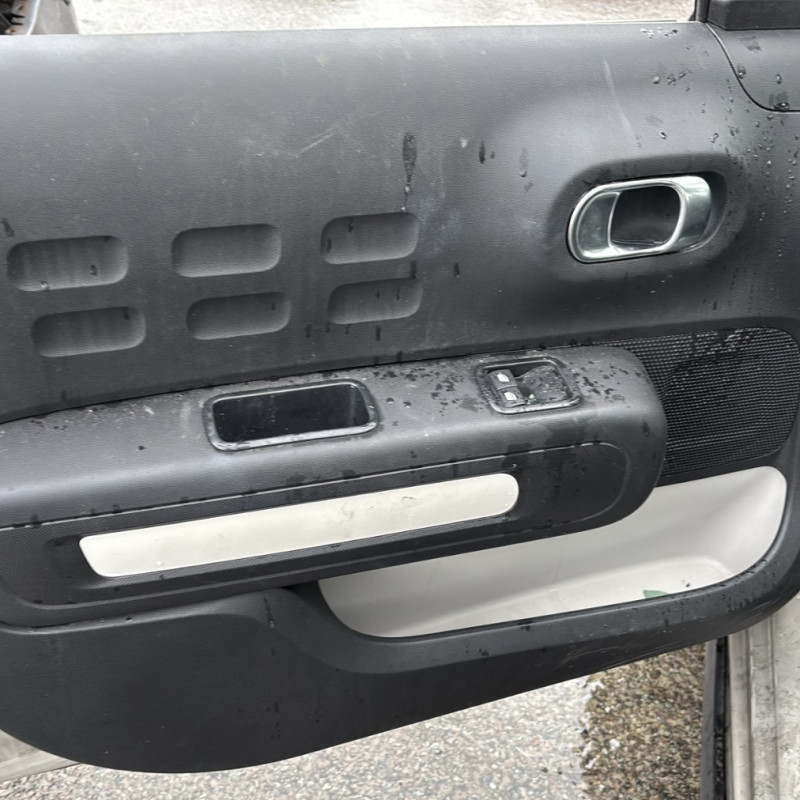 CITROEN C3 3 PHASE 2 1.2 VTI - 12V Photo n°9