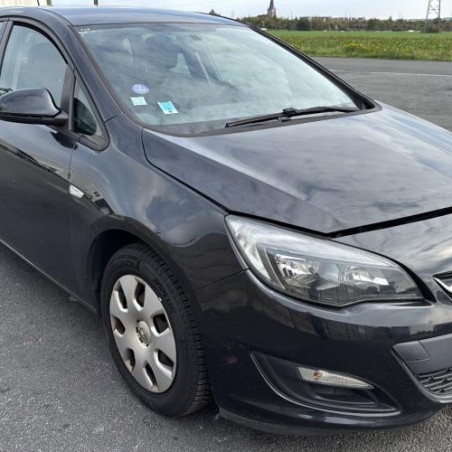 Feu arriere stop central OPEL ASTRA J