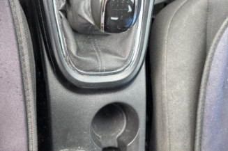 Feu arriere stop central OPEL ASTRA J