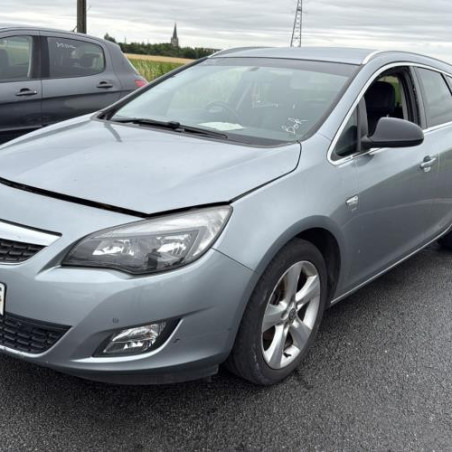 Custode avant droit VAUXHALL ASTRA H Photo n°1