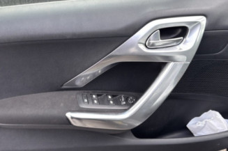 PEUGEOT 2008 1 PHASE 1 1.2 PURETECH - 12V TURBO