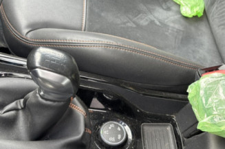 PEUGEOT 2008 1 PHASE 1 1.2 PURETECH - 12V TURBO