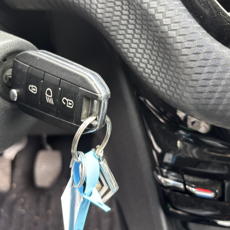 PEUGEOT 2008 1 PHASE 1 1.2 PURETECH - 12V TURBO Photo n°21