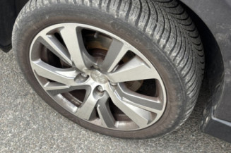 PEUGEOT 2008 1 PHASE 1 1.2 PURETECH - 12V TURBO