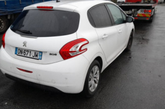 PEUGEOT 208 1 PHASE 1 1.2 VTI - 12V