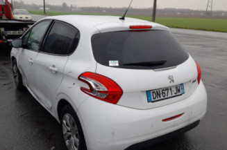 PEUGEOT 208 1 PHASE 1 1.2 VTI - 12V