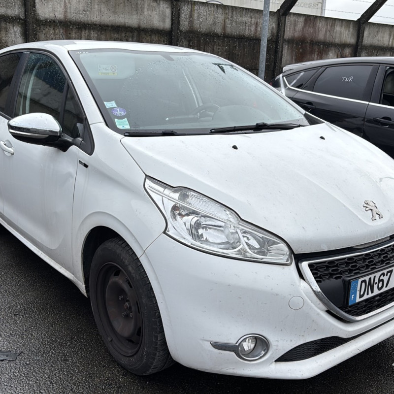 PEUGEOT 208 1 PHASE 1 1.2 VTI - 12V Photo n°13