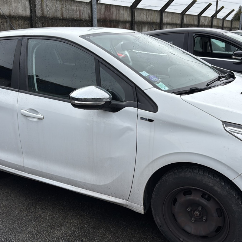 PEUGEOT 208 1 PHASE 1 1.2 VTI - 12V Photo n°19