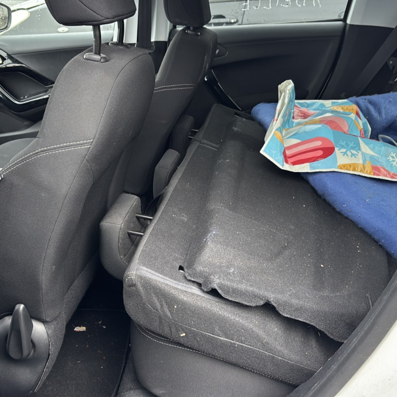 PEUGEOT 208 1 PHASE 1 1.2 VTI - 12V Photo n°24