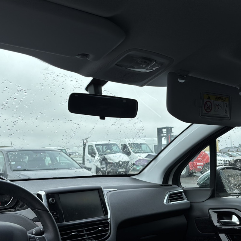 PEUGEOT 208 1 PHASE 1 1.2 VTI - 12V Photo n°27