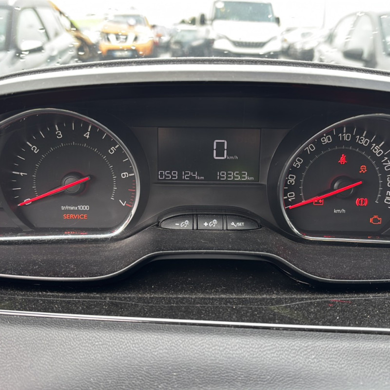 PEUGEOT 208 1 PHASE 1 1.2 VTI - 12V Photo n°31