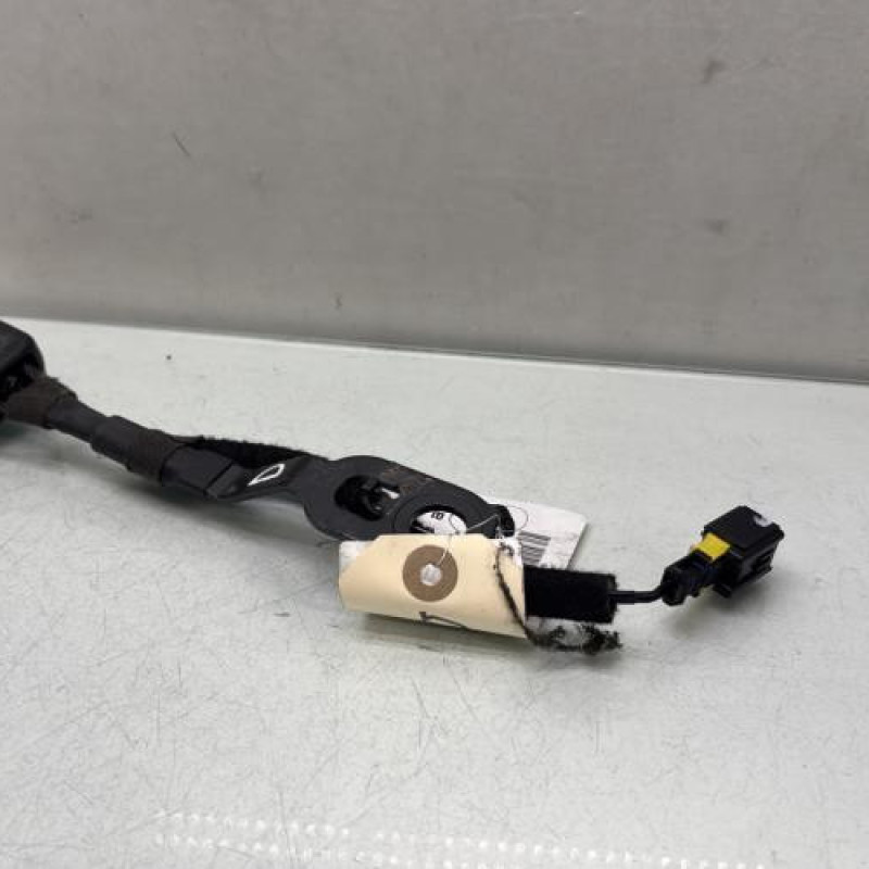 Attache ceinture avant droit PEUGEOT PARTNER 3 Photo n°3