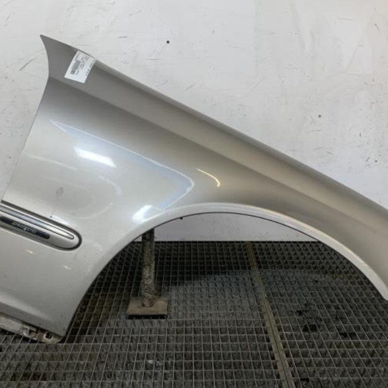 Aile avant droit MERCEDES CLASSE C 203 Photo n°1