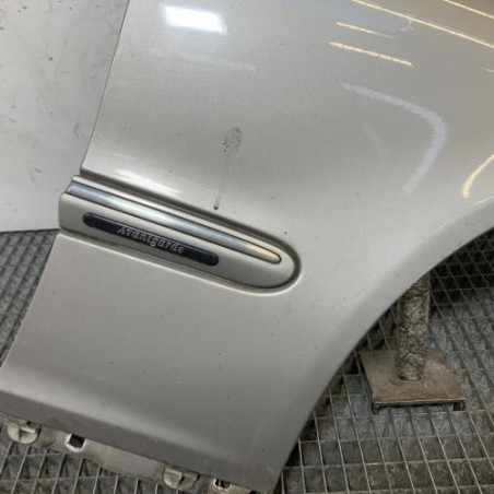 Aile avant droit MERCEDES CLASSE C 203