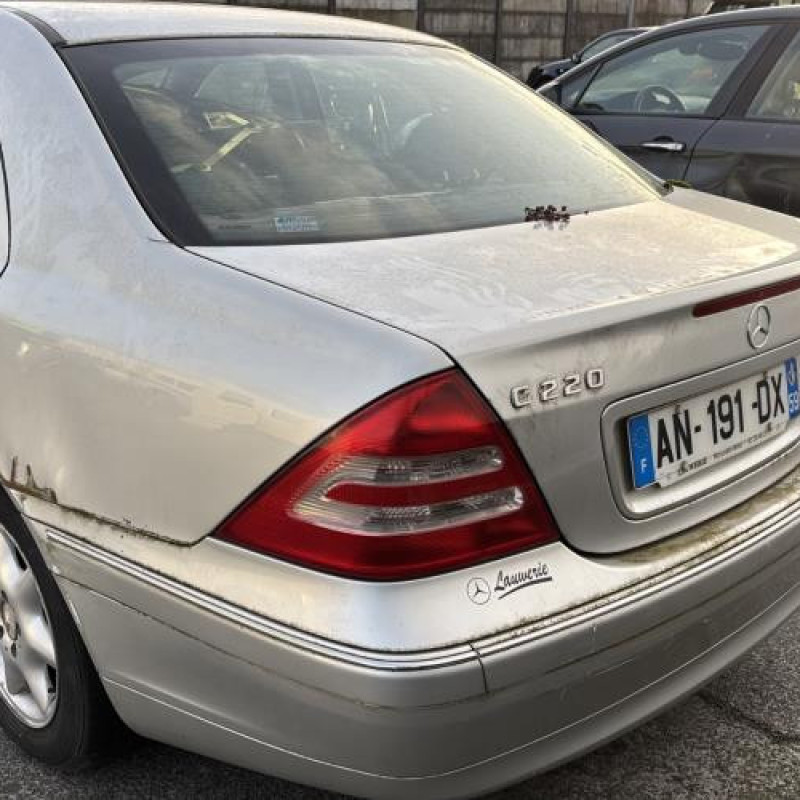 Anti brouillard gauche (feux) MERCEDES CLASSE C 203 Photo n°17