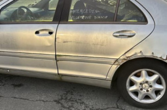 Anti brouillard gauche (feux) MERCEDES CLASSE C 203