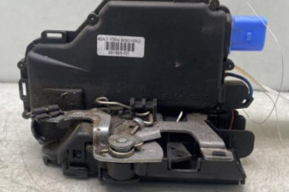 Serrure arriere droit VOLKSWAGEN POLO 4 Photo n°1