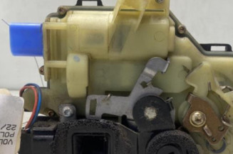 Serrure arriere droit VOLKSWAGEN POLO 4