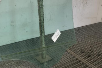 Vitre arriere gauche AUDI A4 3