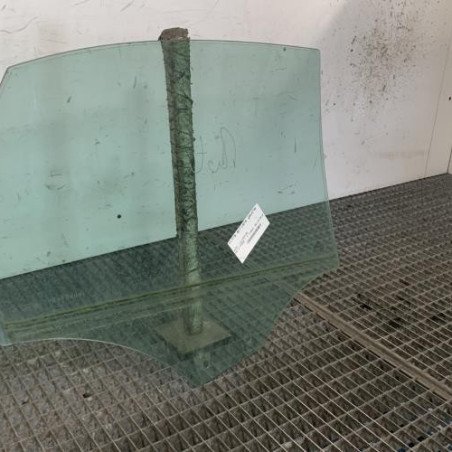 Vitre arriere gauche AUDI A4 3