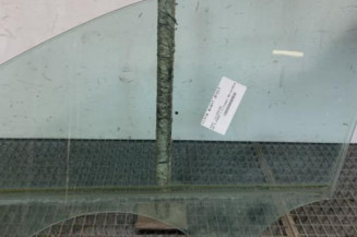 Vitre avant droit AUDI A4 3 Photo n°1