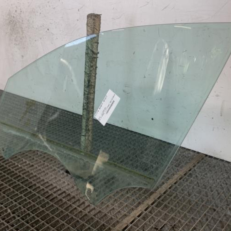 Vitre avant droit AUDI A4 3 Photo n°3