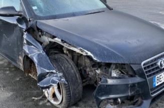 Renfort pare choc arriere (traverse) AUDI A4 3