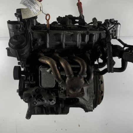 Moteur VOLKSWAGEN GOLF 5 Photo n°1