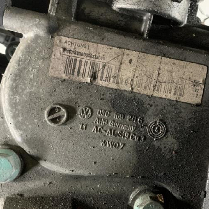 Moteur VOLKSWAGEN GOLF 5 Photo n°5