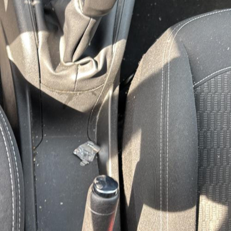 Moteur PEUGEOT 208 1 Photo n°19