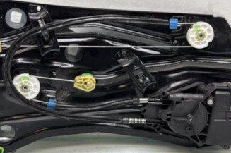 Leve vitre electrique arriere droit PEUGEOT 308 1 Photo n°1