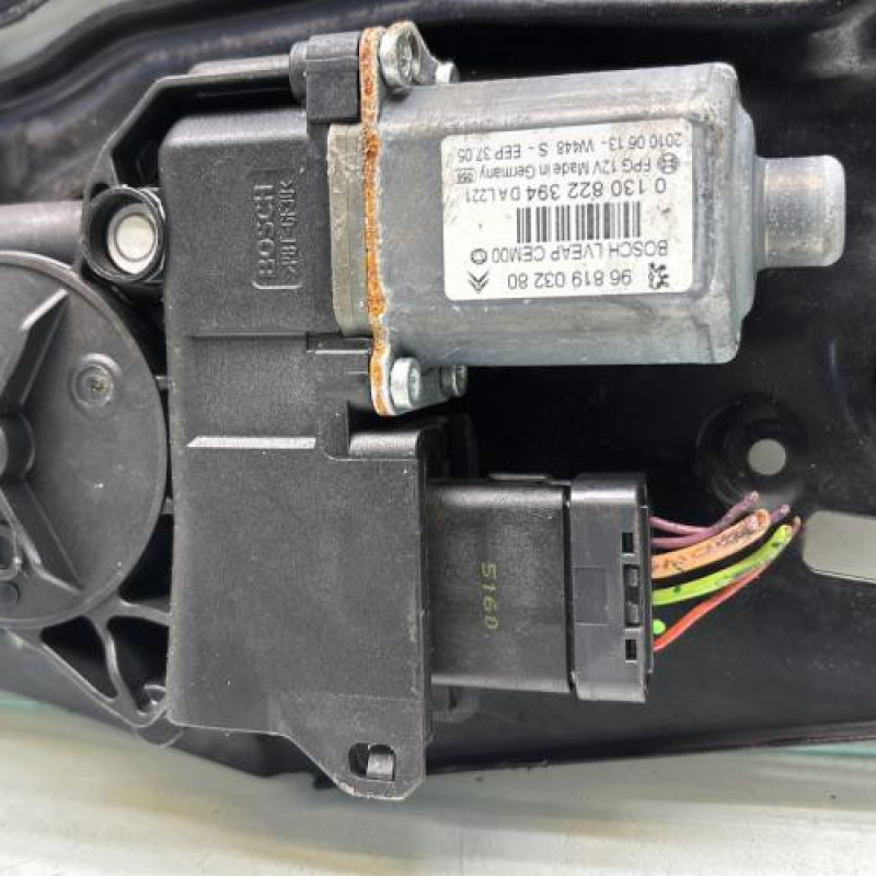 Leve vitre electrique arriere droit PEUGEOT 308 1 Photo n°3
