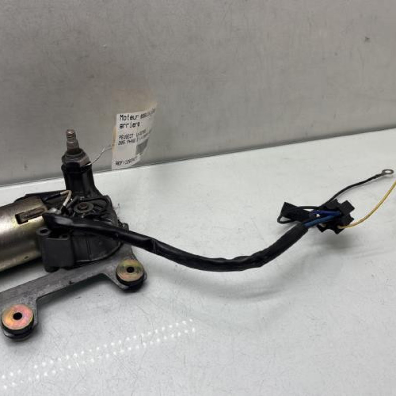 Moteur essuie glace arriere PEUGEOT 205 Photo n°1