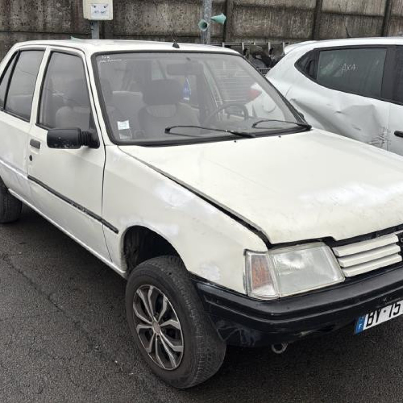 Moteur essuie glace avant PEUGEOT 205 Photo n°7