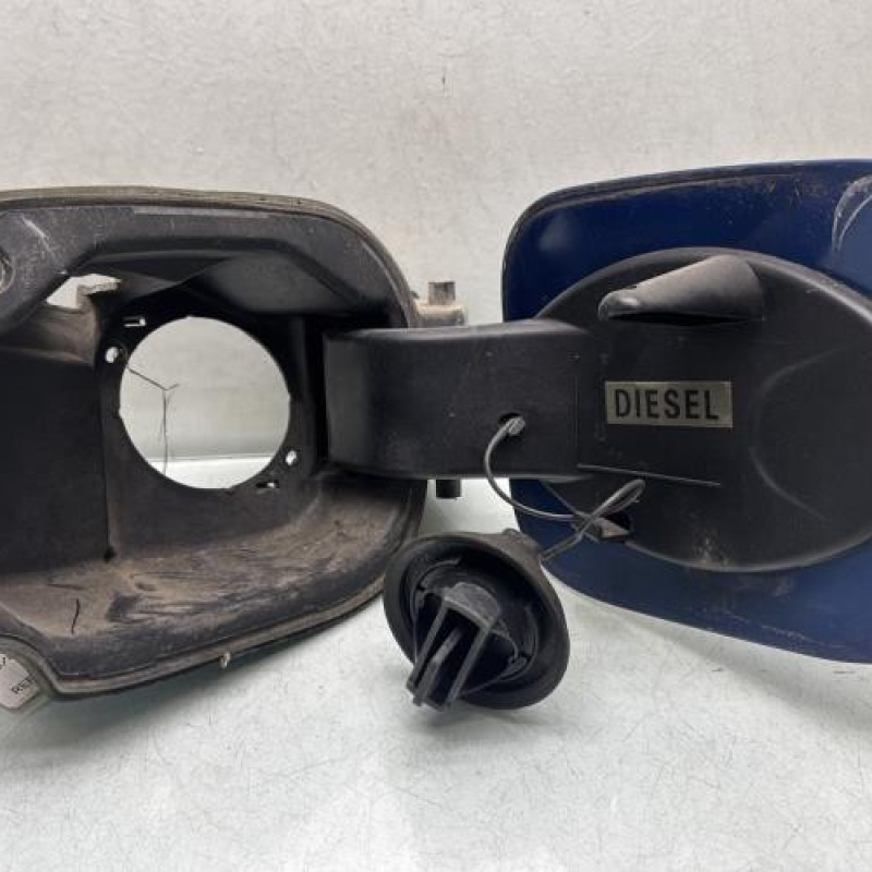 Trappe d'essence RENAULT CLIO 3 Photo n°2