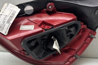 Feu arriere principal gauche (feux) RENAULT CLIO 3