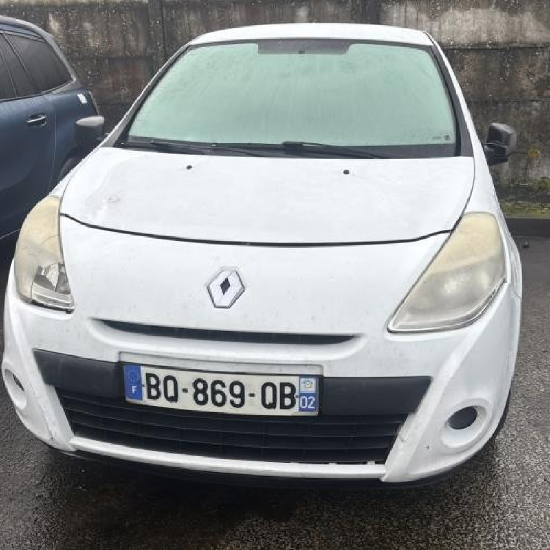 Feu arriere principal gauche (feux) RENAULT CLIO 3 Photo n°7