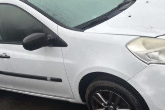 Feu arriere principal gauche (feux) RENAULT CLIO 3