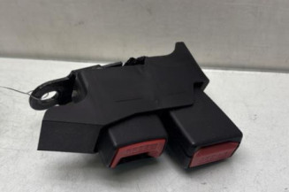 Attache ceinture arriere droit RENAULT CLIO 3
